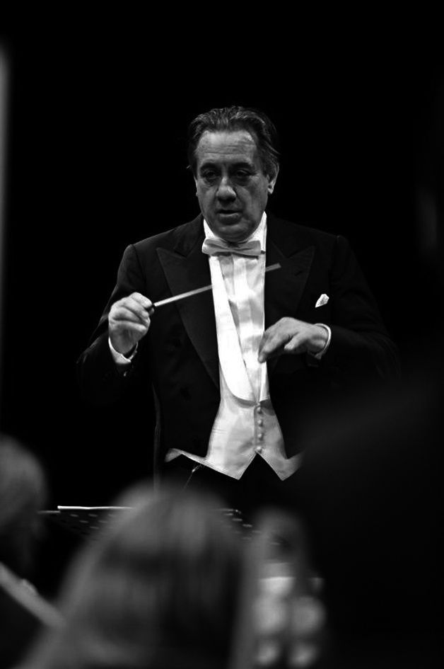 FRAC DIRECTOR DE ORQUESTA