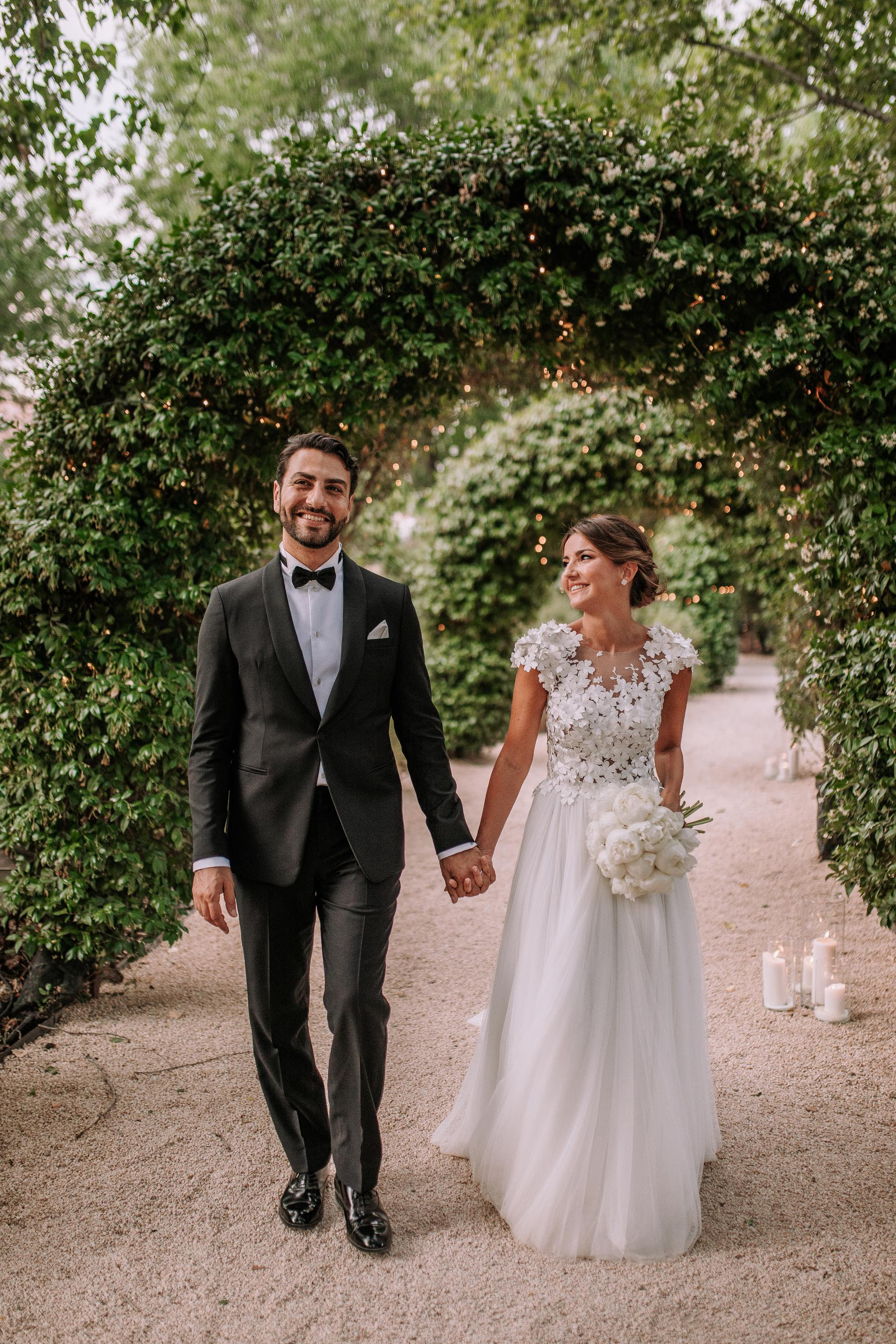 Gipsy Bridals Vestido de boda gitana bautizo comunion pedreria flecos  transparencias sexy brillo|Vestidos de graduación| - AliExpress